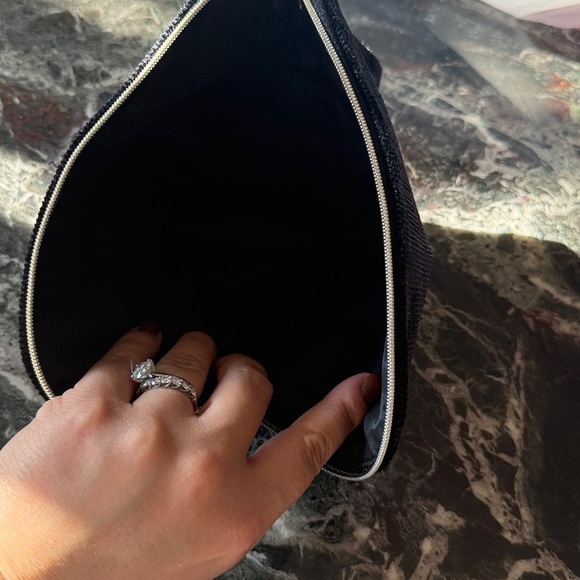 Jo Malone Black Velvet Pouch NEW - Picture 3 of 6